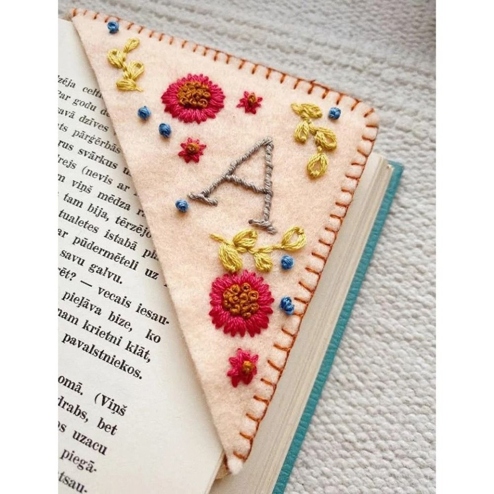 Felt Hand Embroidered Corner B – обзор и цена Embroidery Meaning