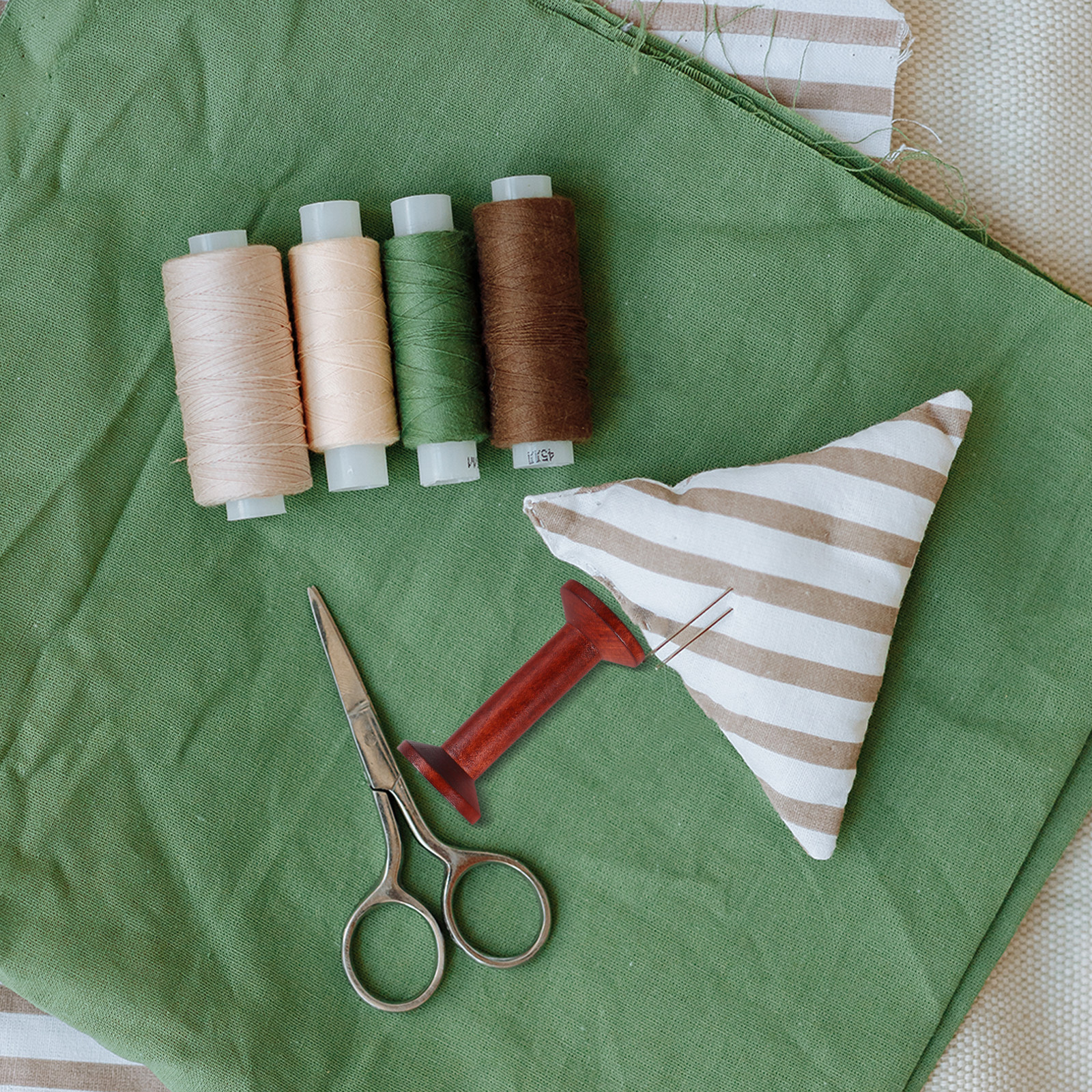6Pcs Wooden Empty Spools for C – обзор и цена Embroidery Thread Yarn