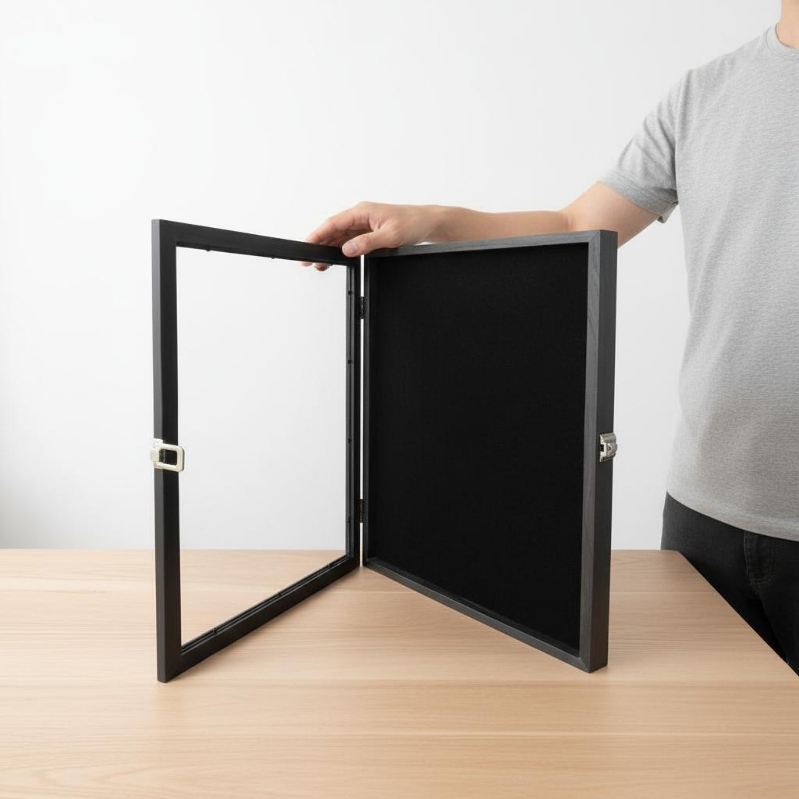 Badge Display Frame Transparen – обзор и цена Frame Display Wood